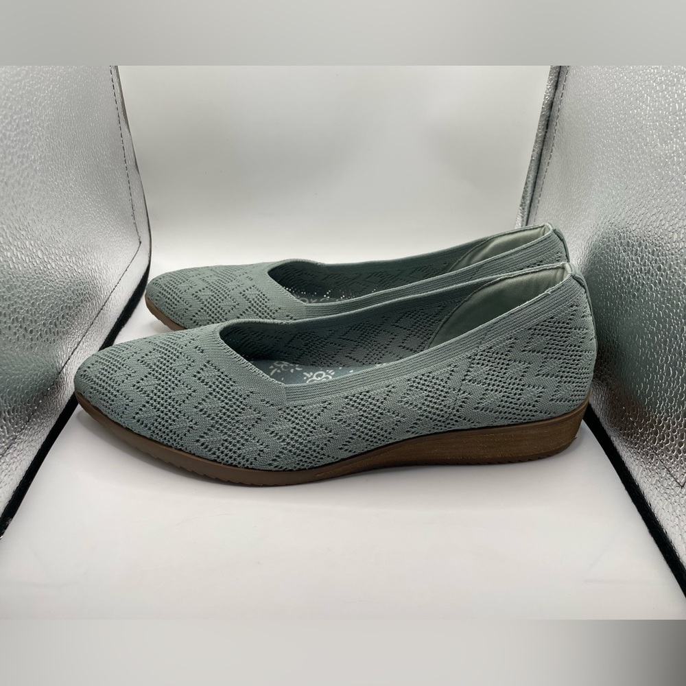 Skechers Cleo Sawdust women’s wedge loafers size 11